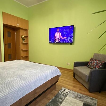 Lublinbnb - Exclusive Family Apartment ------ In The Heart Of Lublin -------------------------------- Bedroom & Living Room & Kitchen 外观 照片
