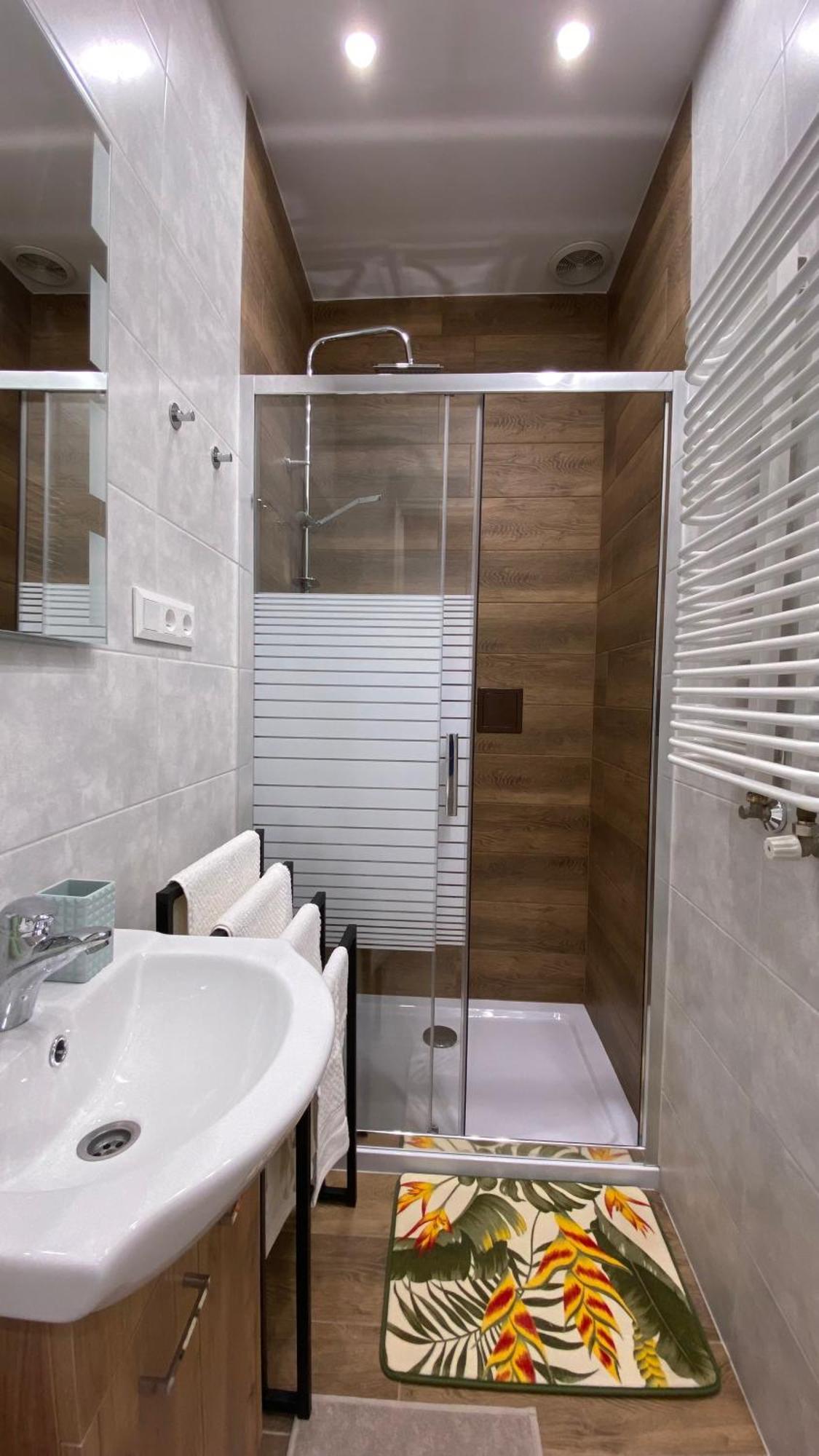 Lublinbnb - Exclusive Family Apartment ------ In The Heart Of Lublin -------------------------------- Bedroom & Living Room & Kitchen 外观 照片